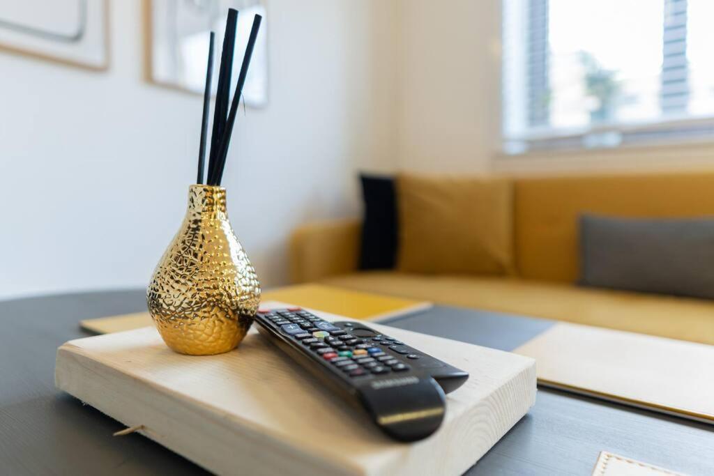 Stylish City Pad With Free Private Parking Glasgow Ngoại thất bức ảnh